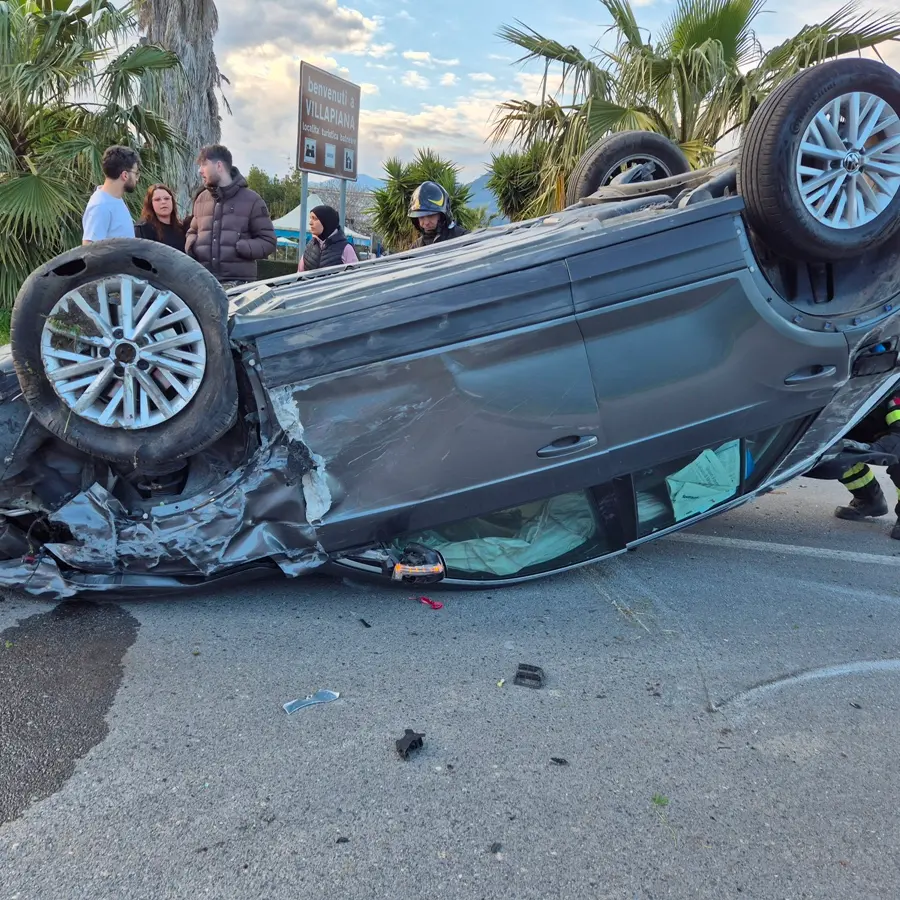 Trebisacce, scontro tra due auto sulla ex SS 106: illesi i due bambini