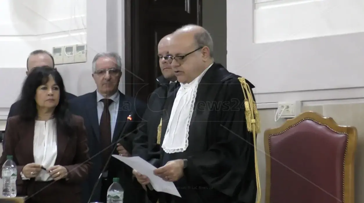 Occhiuto gate, il procuratore Curcio: «Nessuna indagine a orologeria»