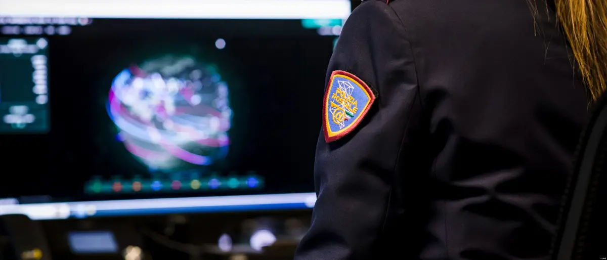 Acri, la Procura apre un fascicolo dopo il caso del Deepfake. Perquisizioni in atto