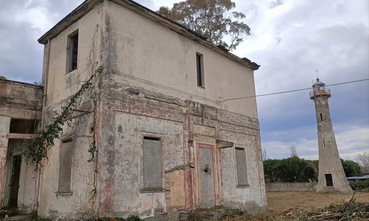 Corigliano Rossano, rinasce il Faro di Capo Trionto: diventerà parco biomarino e hub culturale
