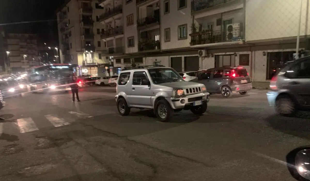 Corigliano Rossano, pedone investito mentre attraversa la strada