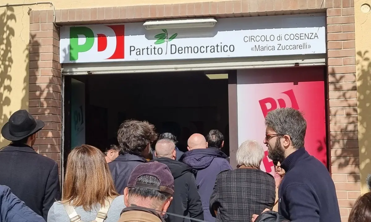 PD Cosenza, inaugurata la nuova sede del circolo cittadino in Via Rivocati