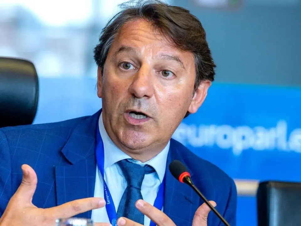 Elezioni regionali, Tridico parte da sanità e reddito di dignità: «Offriremo ai calabresi un progetto credibile»