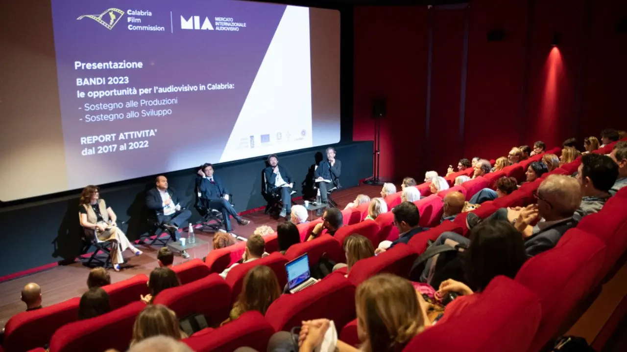 L'esercito dei consulenti della Calabria Film Commission: dallo skipper alla dietista