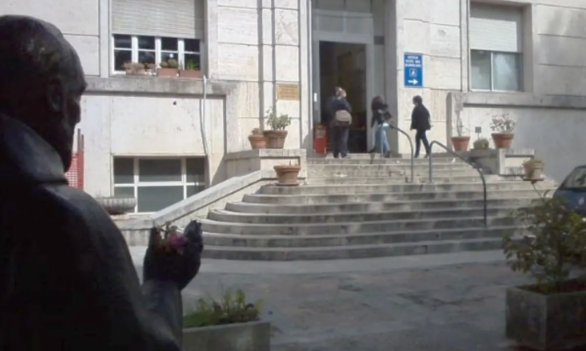 LA LETTERA | «Al Mariano Santo di Cosenza ho incontrato medici e Oss di straordinaria umanità»