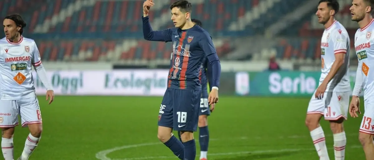 Cosenza, chi per Artistico? L'idea Cruz stuzzica Belmonte e Tortelli