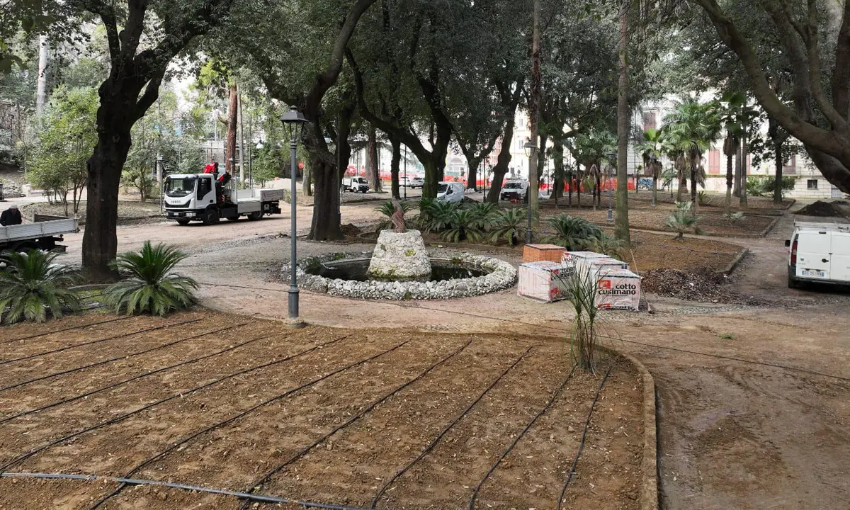 Villa Vecchia restaurata, Anna Laura Orrico ci mette il cappello