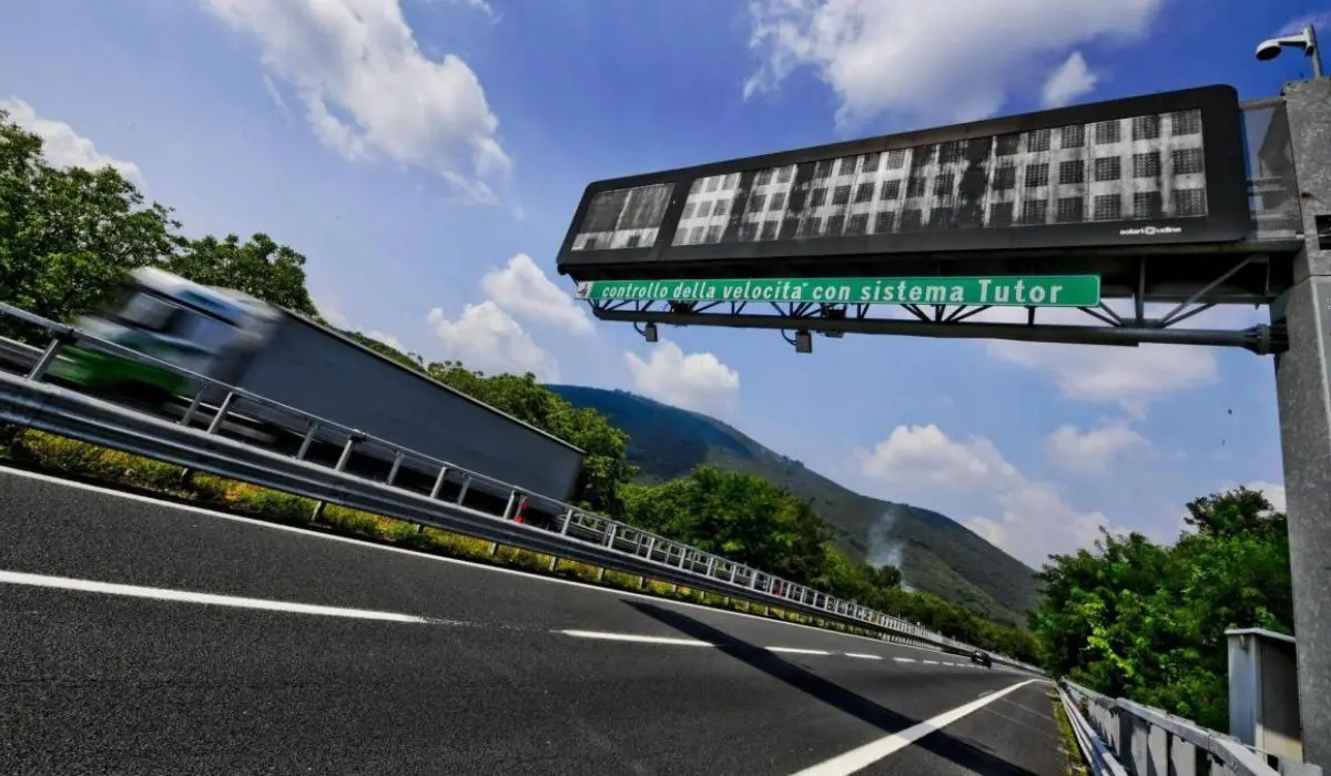 Tutor in autostrada: nuove tratte attivate e cosa sapere sulle multe | ELENCO