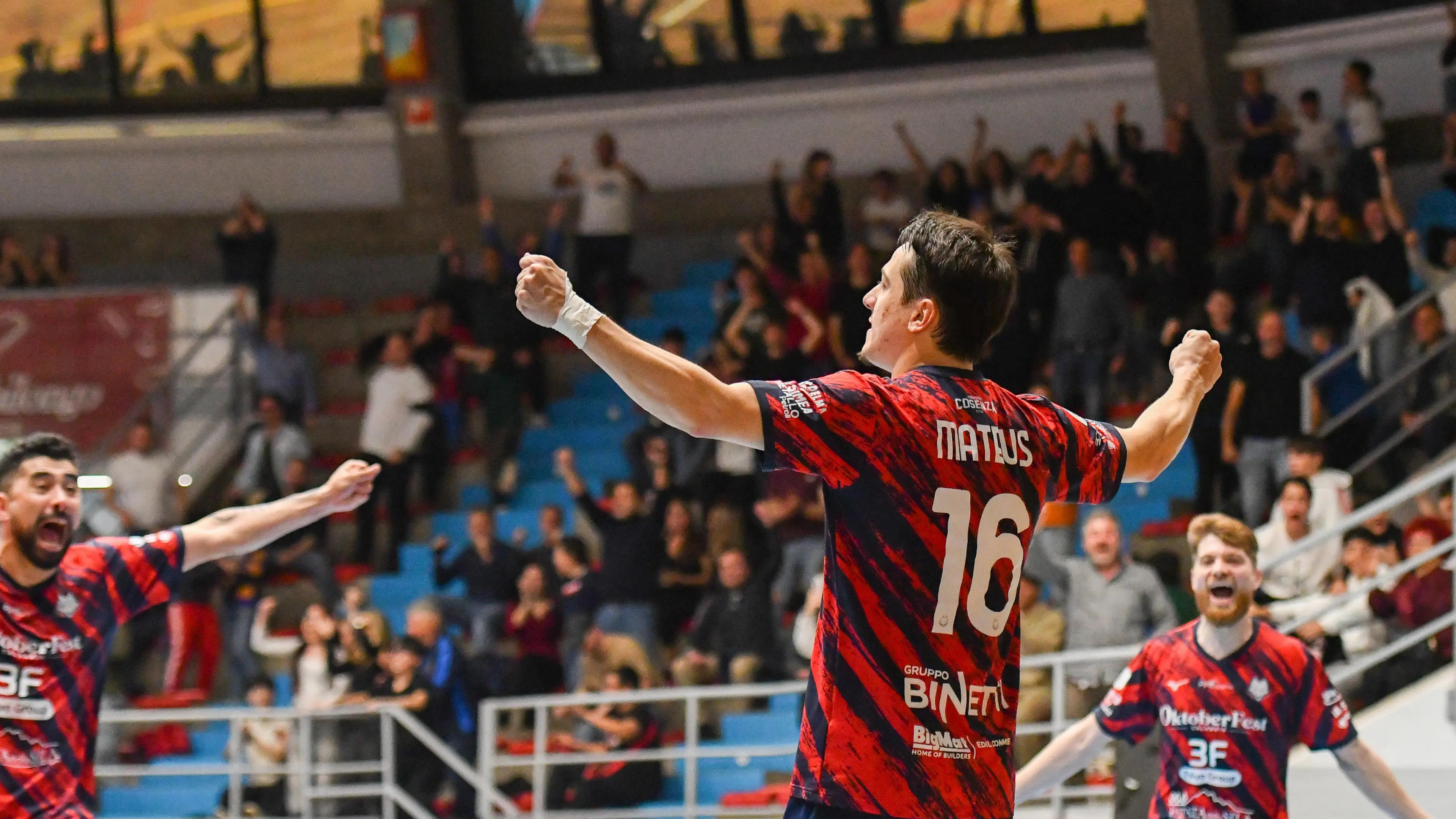 Mateus celebrate during Pirossigeno Cosenza-Feldi Eboli Italian Futsal Serie A match in Cosenza PalaCosentia, Italy, March 15, 2025