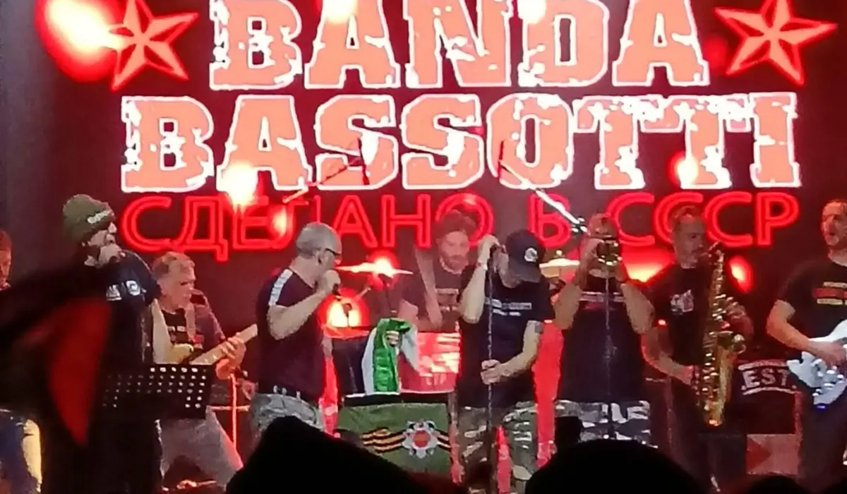 Banda Bassotti domani in concerto a Cosenza. Primo Maggio di musica e lotta sociale