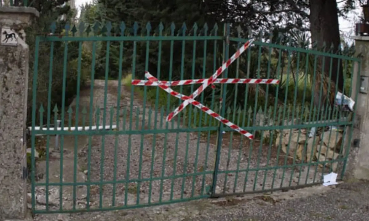 Verona, coppia di anziani mummificata trovata in una villetta abbandonata