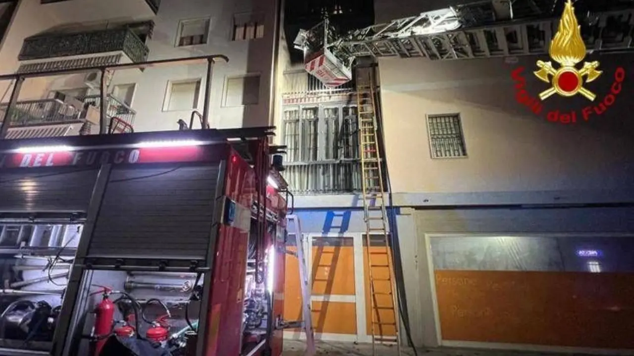 Montecatini, due morti in incendio scoppiato all'interno di un condominio