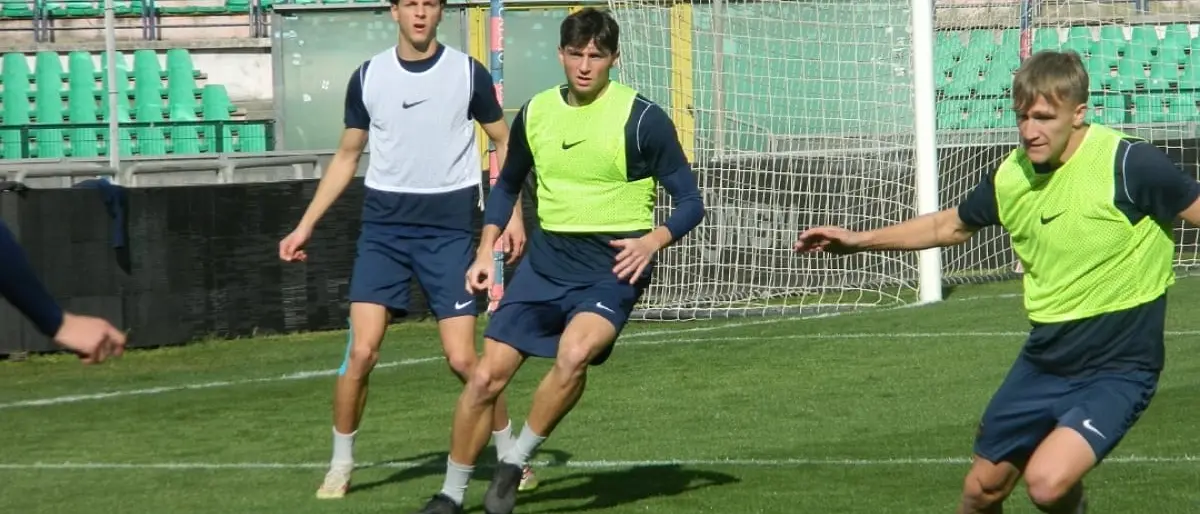 Cosenza, è il giorno del \"rompete le righe\". Anche se...