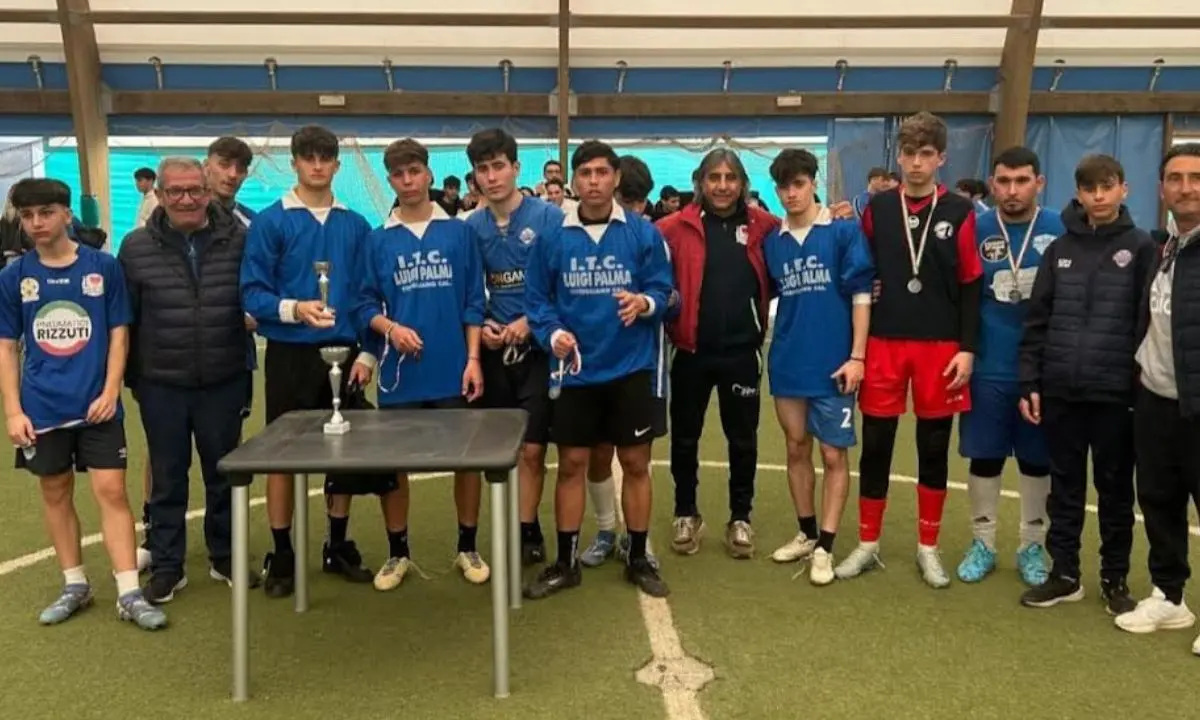 Calcio a 5, festa dello sport nel triangolare fra scuole della provincia di Cosenza