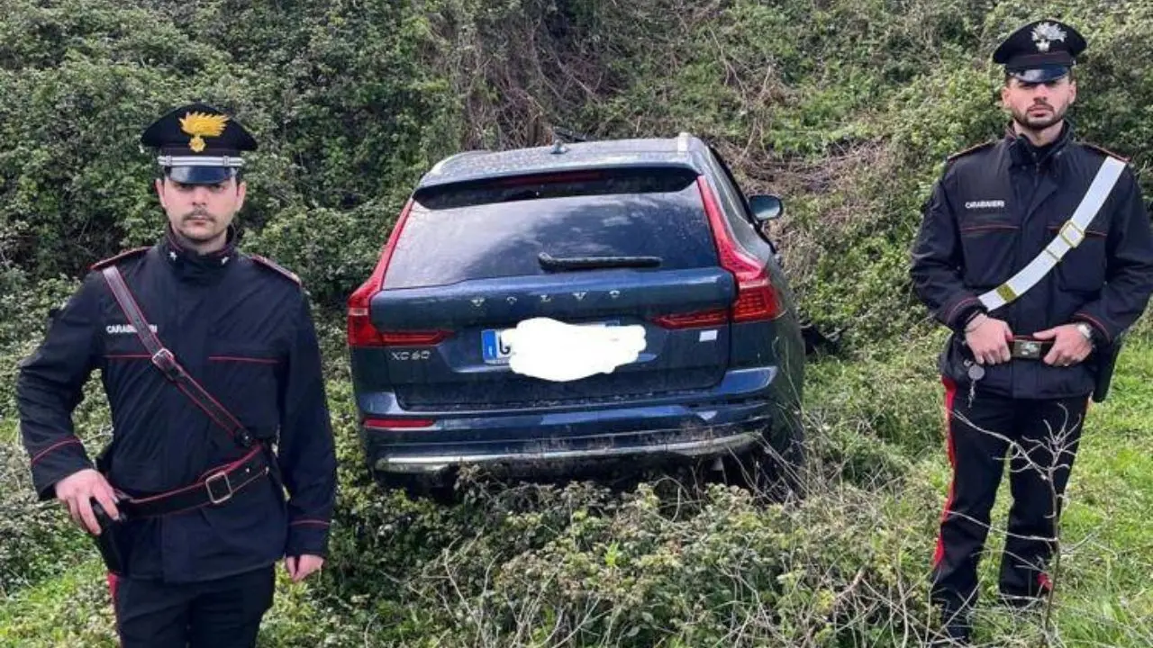 Livorno, assalto a portavalori: è ancora caccia ai banditi, hanno rubato 4 milioni