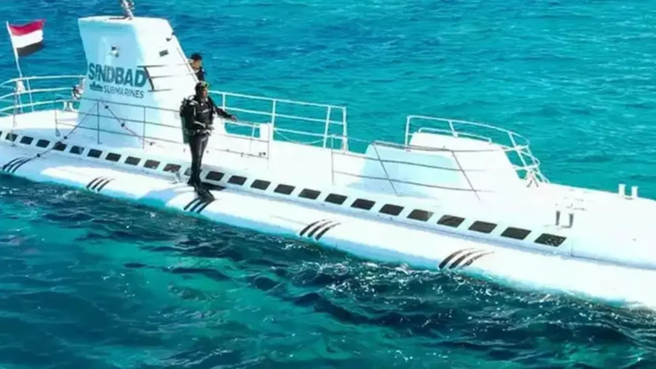 Sommergibile con a bordo 40 turisti affonda al largo dell’Egitto, morti e feriti
