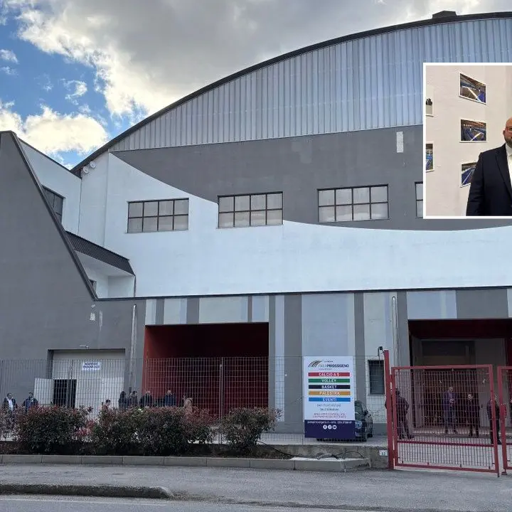Inaugurato a Rende il PalaPirossigeno, Piro: «Sarà punto di riferimento per tutto il territorio»