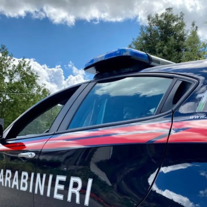 Aggressione ai carabinieri dopo un incidente stradale a Rossano