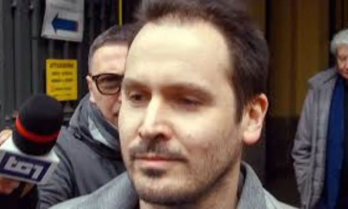 Delitto di Garlasco, interrogatorio a Pavia: Stasi si presenta, Sempio no. Nuove ombre sull'omicidio di Chiara Poggi