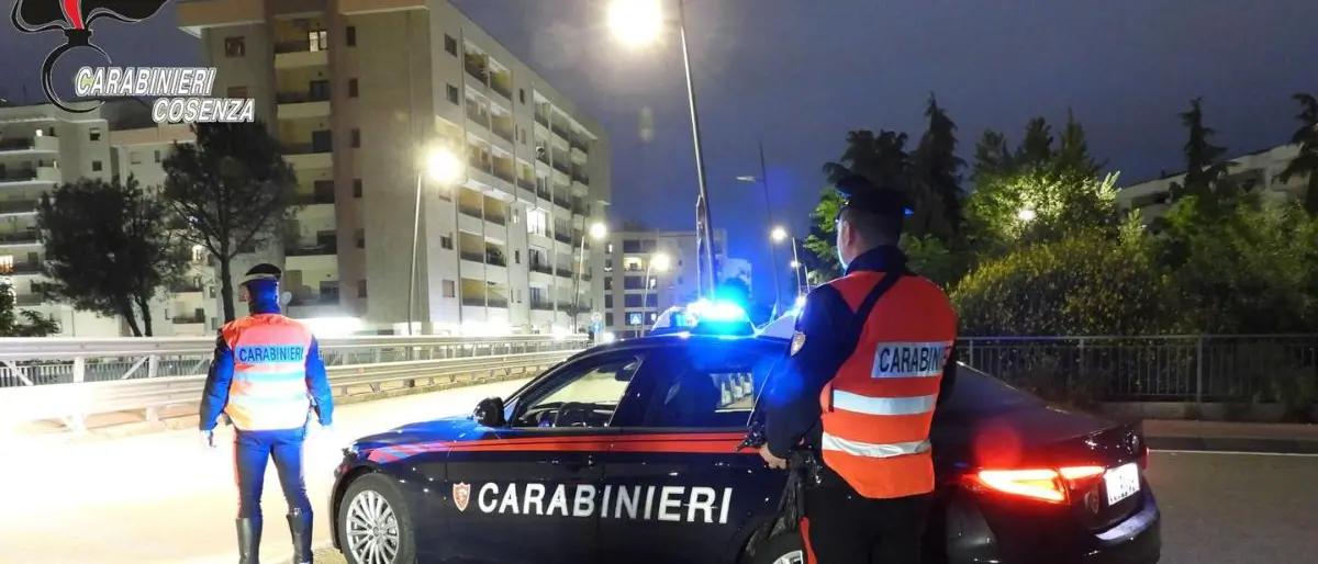 Tenta furto in casa a Rende: arrestato 64enne sorvegliato speciale, incastrato dalle urla della vittima