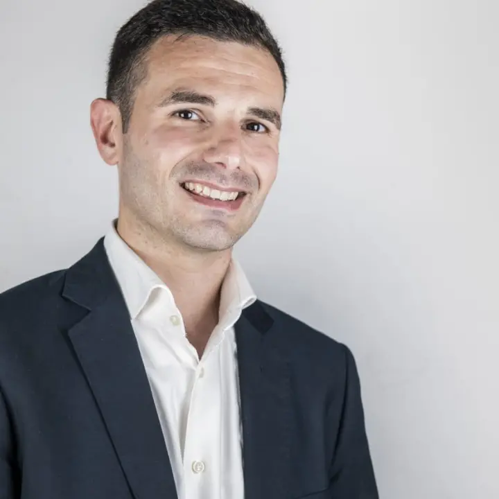 Paola, Signorelli si candida a sindaco e lancia la campagna elettorale