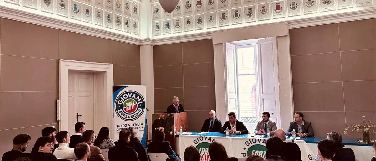 Forza Italia giovani, partecipato congresso a Cosenza con Gallo, Caputo e Straface