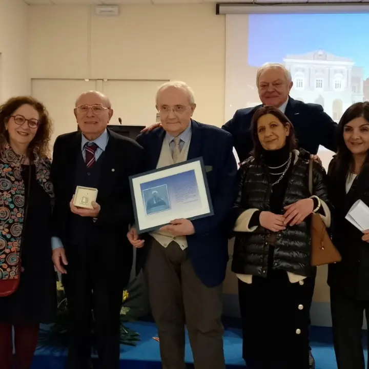 L’Ordine dei Medici di Cosenza celebra i professionisti con 50 anni di attività