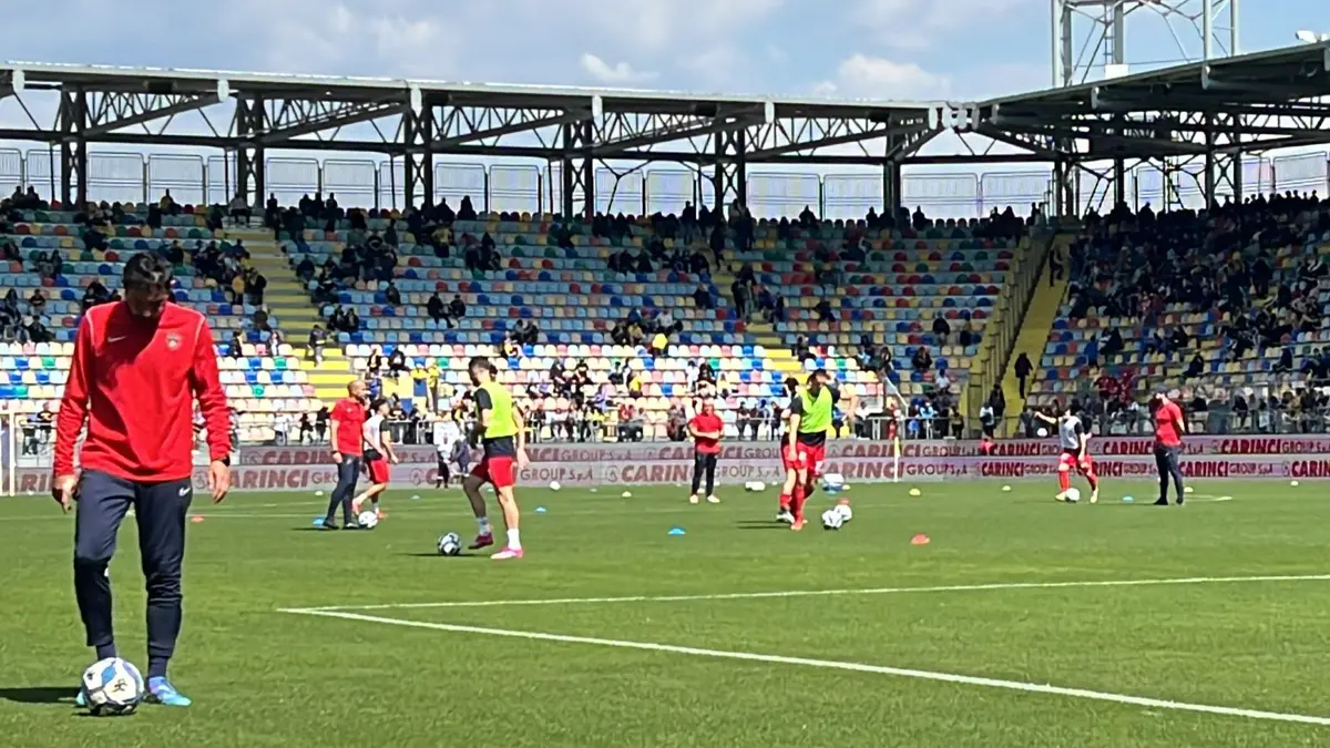 Cosenza e Brescia: finali amari. Tredici gol subìti a testa negli ultimi 15'