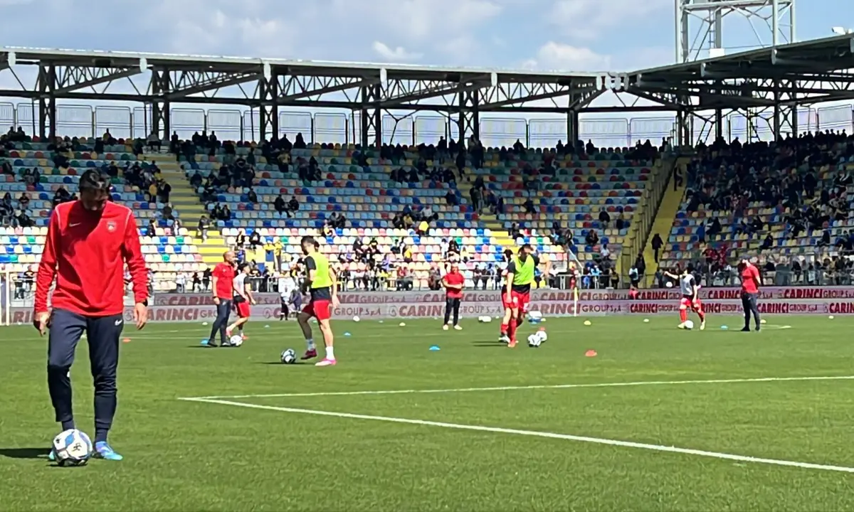 Cosenza e Brescia: finali amari. Tredici gol subìti a testa negli ultimi 15'