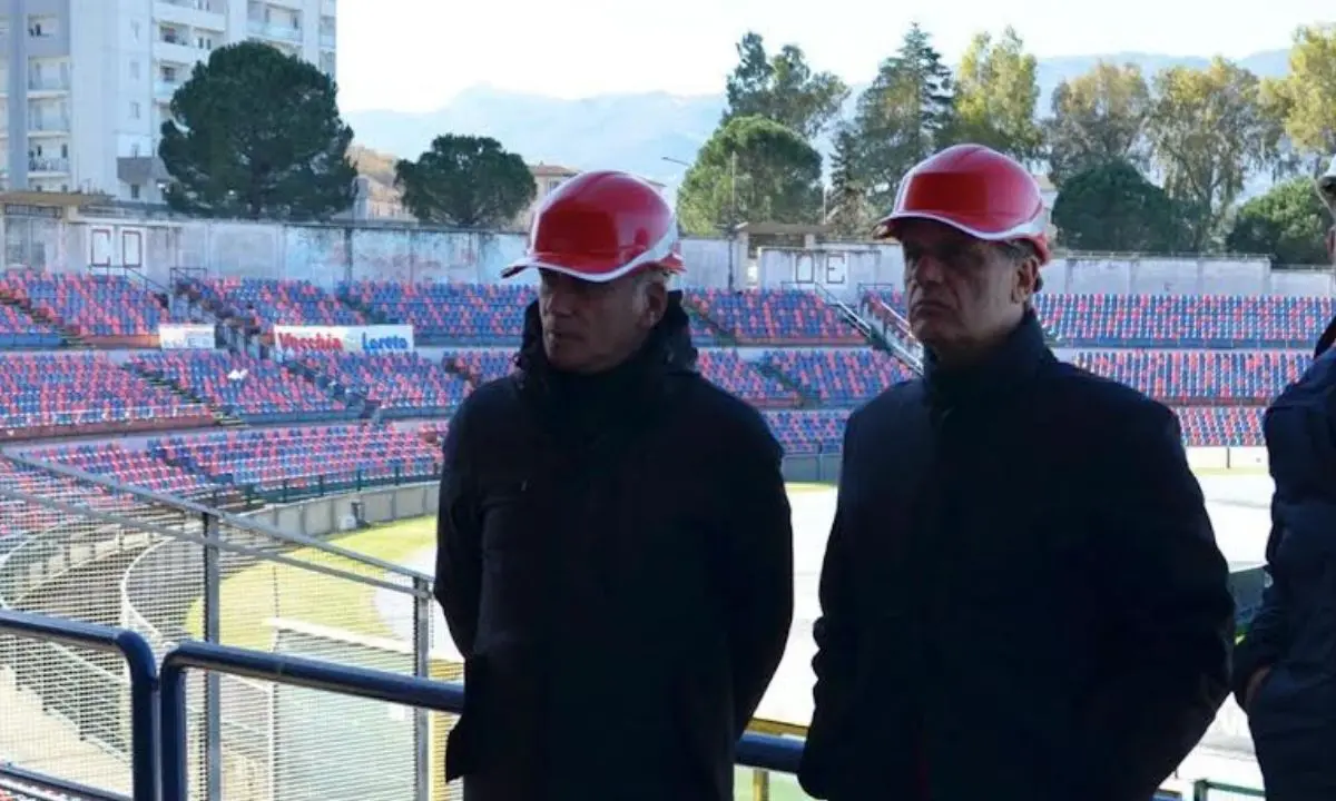 San Vito-Marulla, il sindaco di Cosenza bussa a denari