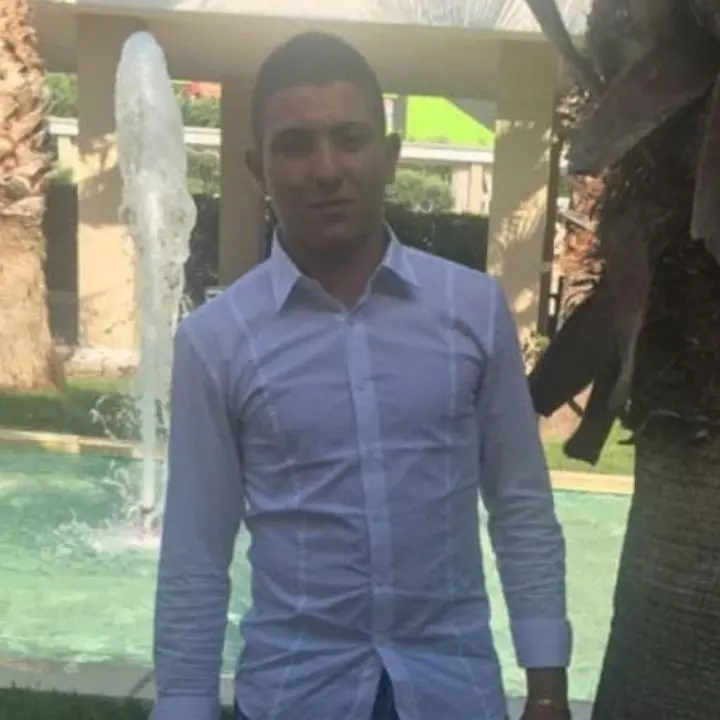 Morto il giovane di Corigliano coinvolto in un incidente nelle Marche