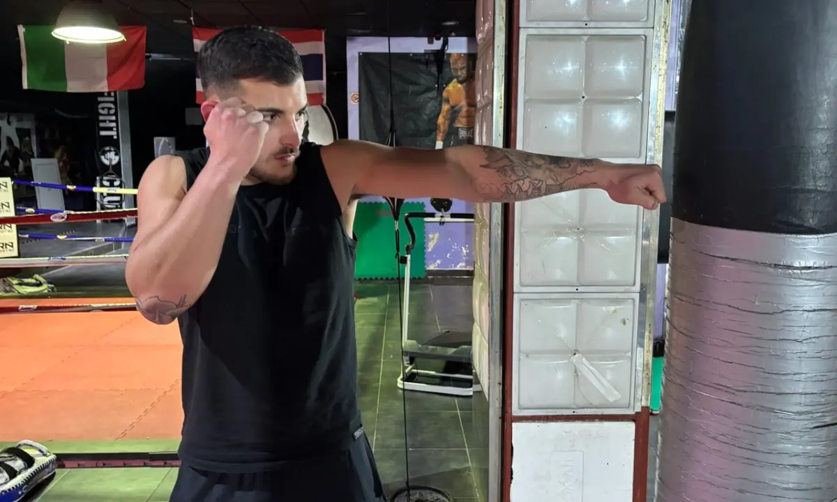 Samuele: il giovane campione di Muay Thai e il sogno di portare il WBC a Cosenza