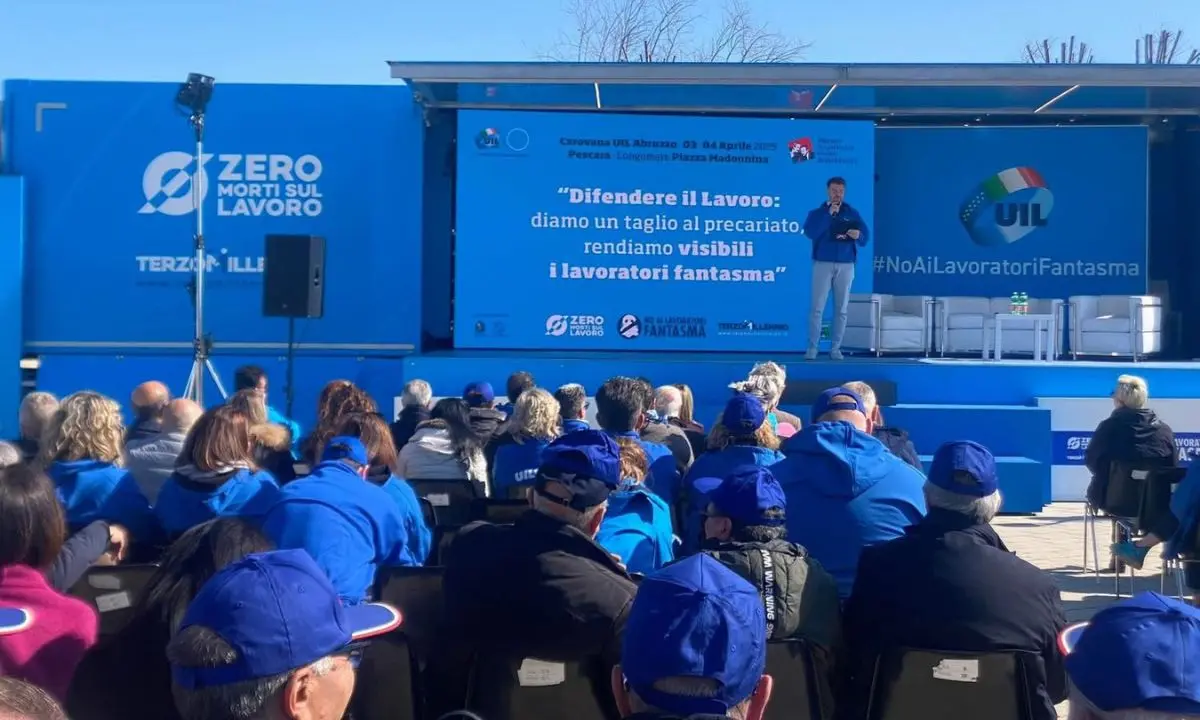A Cosenza la Carovana della Uil: due giorni per dire “No ai lavoratori fantasma\"