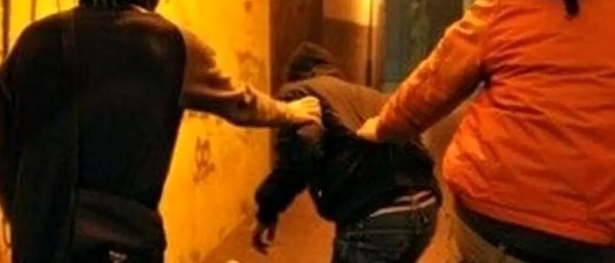 Cosenza, figlio di un pentito di ‘ndrangheta pestato da quaranta persone