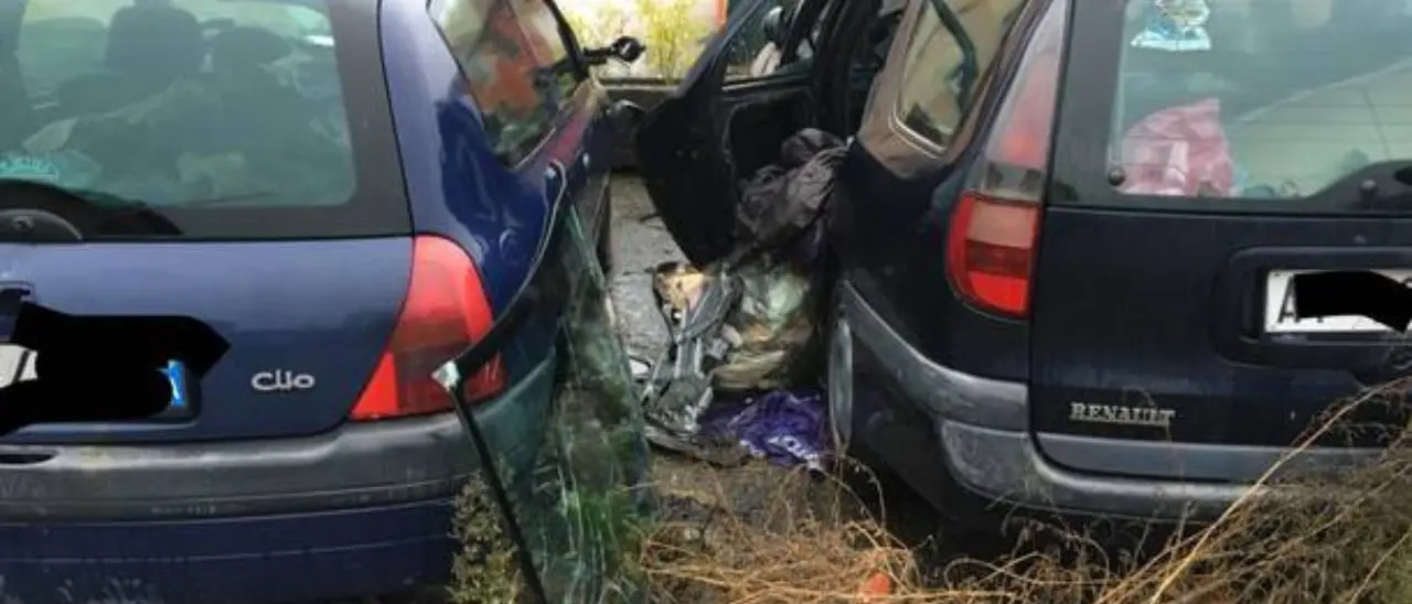 Auto abbandonate a Cosenza, De Cicco: «In un anno ne abbiamo rimosse 200 su 450»