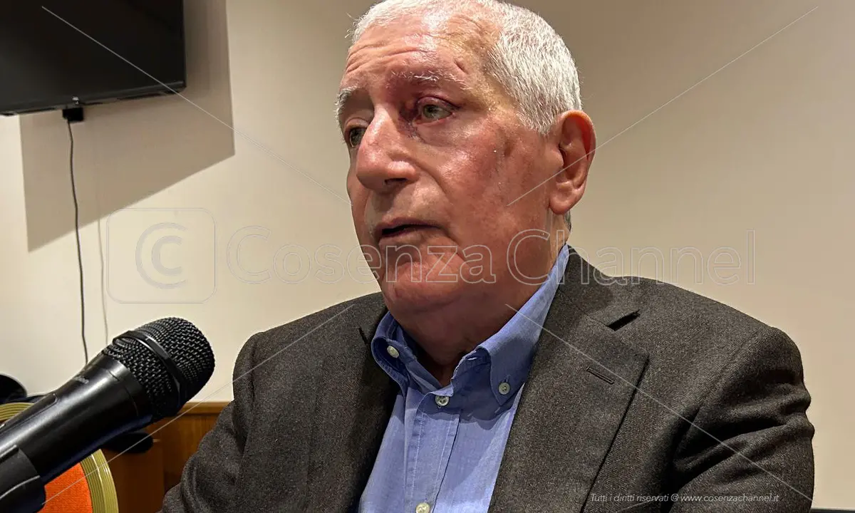 Rende, via alla pulizia dei fiumi e a tre disinfestazioni