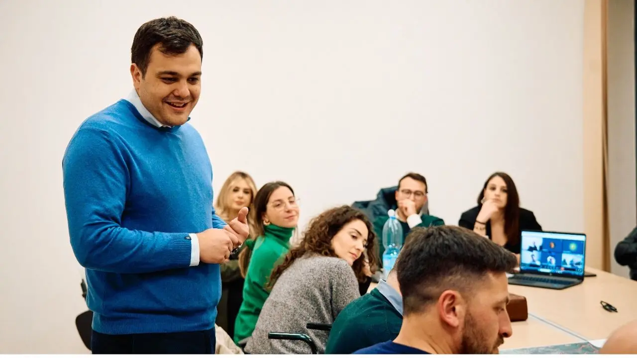 Elezioni Rende, Giovanni Bilotti oggi alle 13 ospite di Dentro la Notizia in diretta su LaC