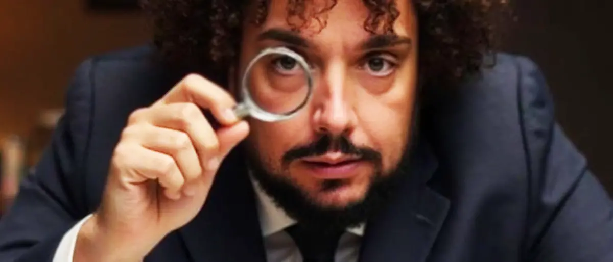 Milionario (finto), legale (mai stato), star TV: il mistero del cosentino Davide Barzan alle Iene