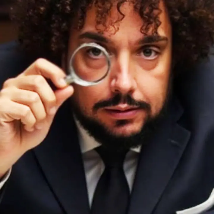 <p>Truffa ed esercizio abusivo della professione: indagato il “criminalista” cosentino Davide Barzan</p><p> </p>