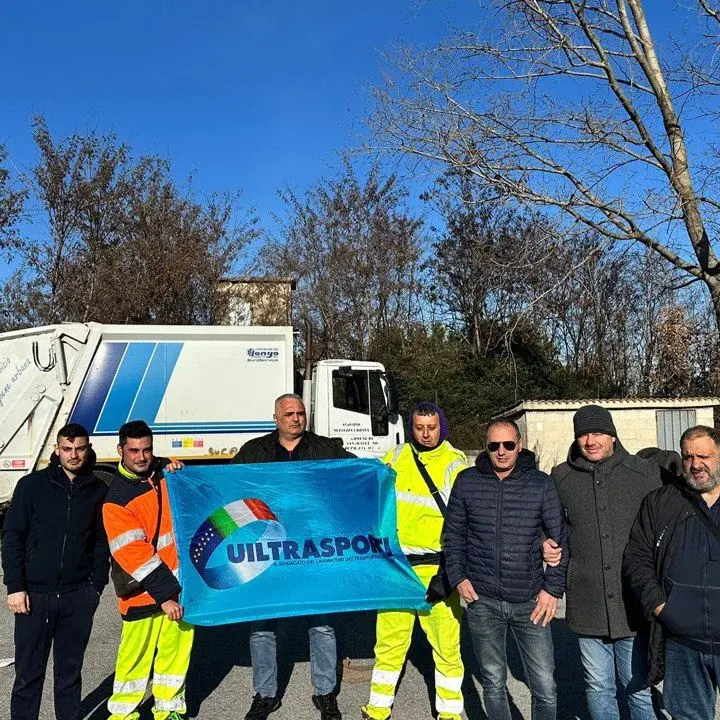 Presila Cosentina, lavoratori senza stipendio da mesi: si va verso le vie legali