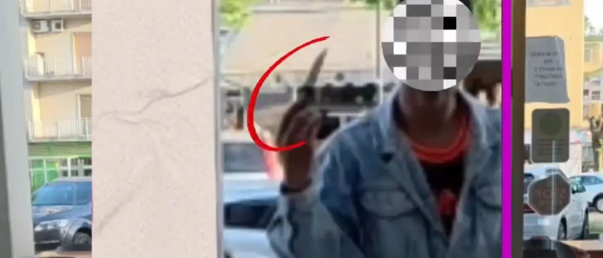 Rende, dipendenti di un locale di Quattromiglia mettono in fuga un ragazzo armato | FOTO