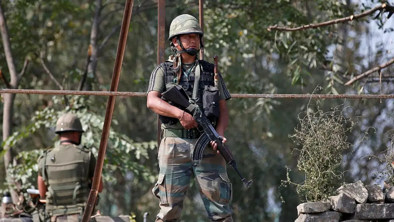 Attacco contro turisti nel Kashmir, 24 turisti morti