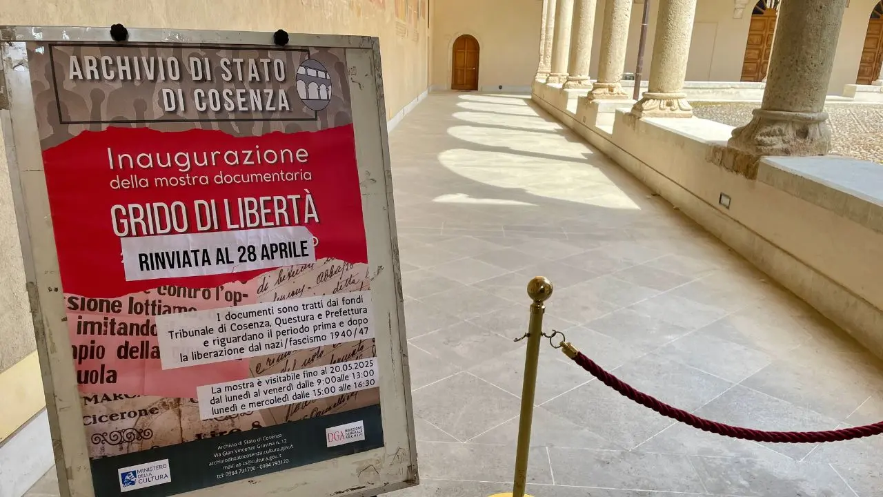 Cosenza, inaugurata (finalmente) la mostra dell'Archivio di Stato sulla Liberazione