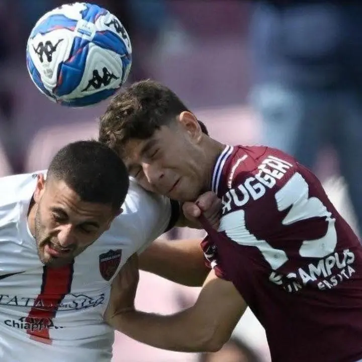 Cosenza, la retrocessione è questione di giorni: a Salerno i Lupi perdono 3-1