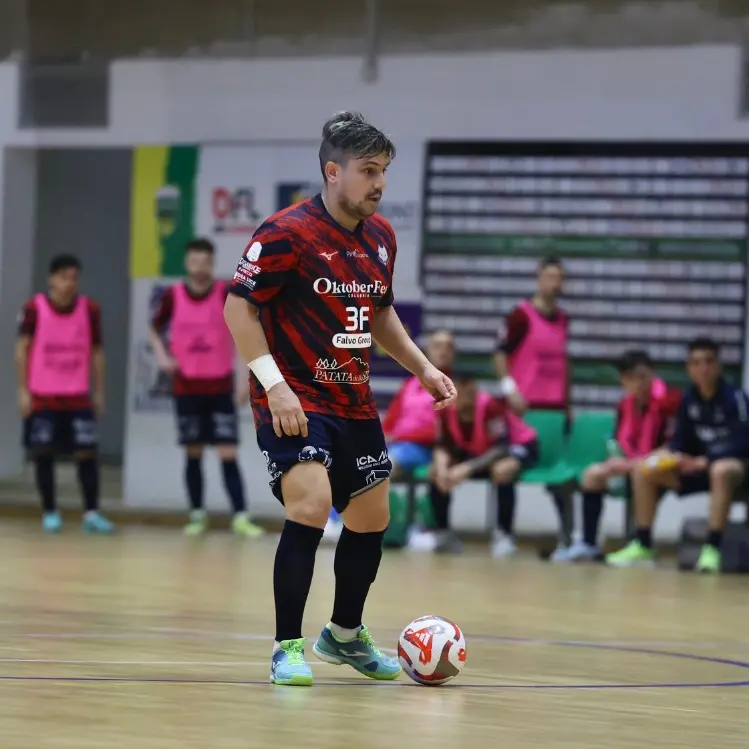 Pirossigeno Cosenza, lupi del calcio a 5 sconfitti dal Sala Consilina: in Campania finisce 3-1