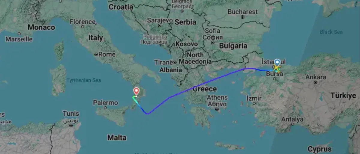 Lamezia Terme, atterraggio d’emergenza del volo Istanbul-Casablanca