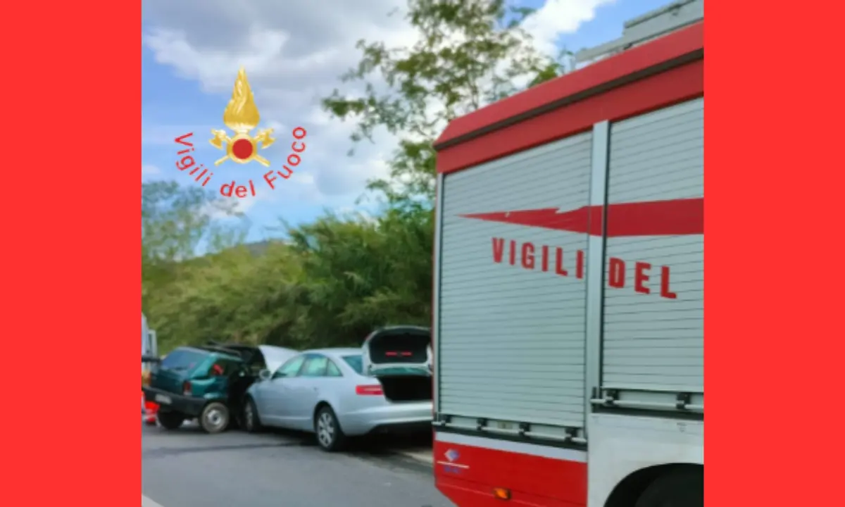 Grave incidente tra Cirella e Diamante: scontro tra auto, un morto