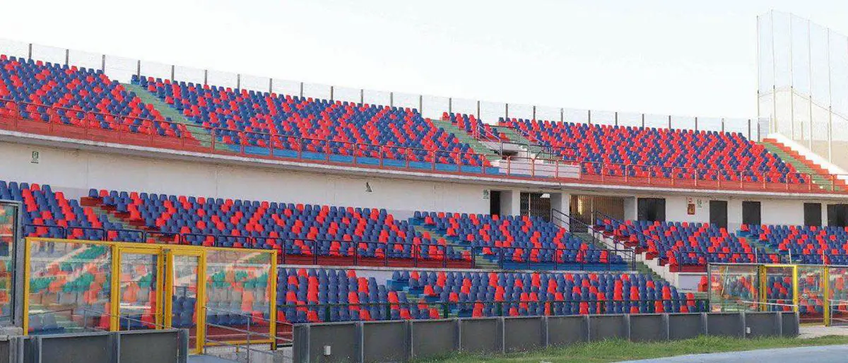 Cosenza-Bari, la Curva Nord dice stop: «Restiamo fuori, faremmo il gioco della proprietà»