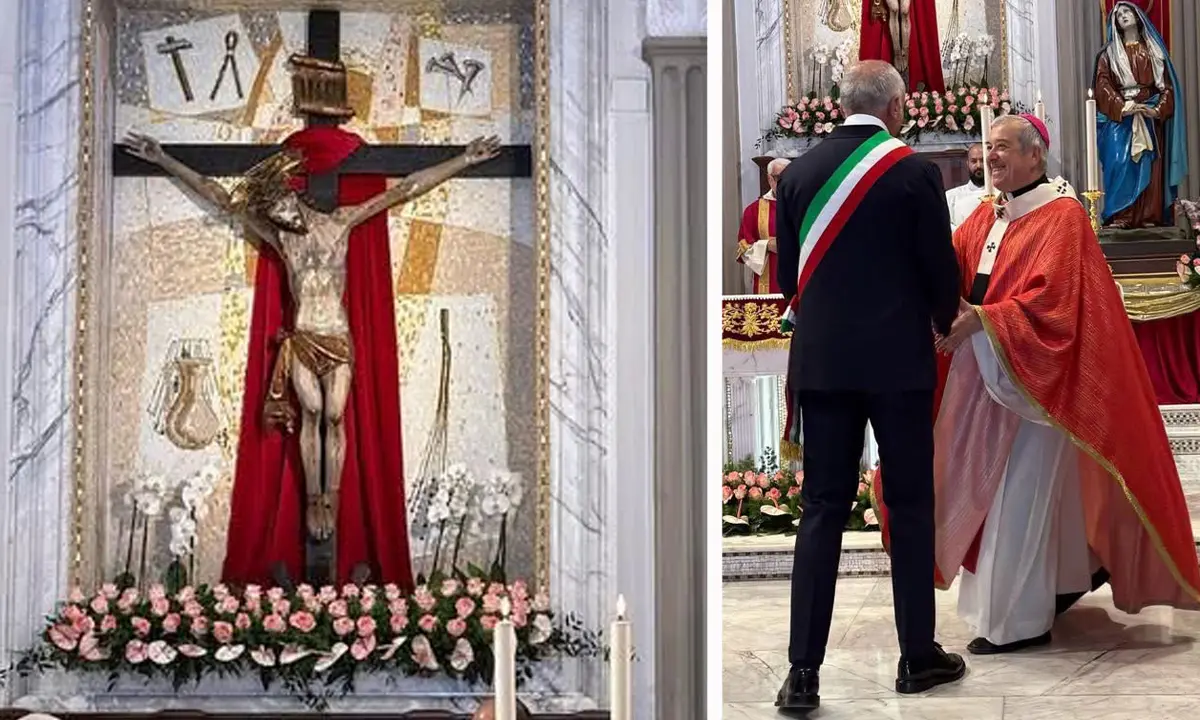 Cosenza, rinnovato l'atto di affidamento al Santissimo Crocifisso nel Solenne Ponteficale