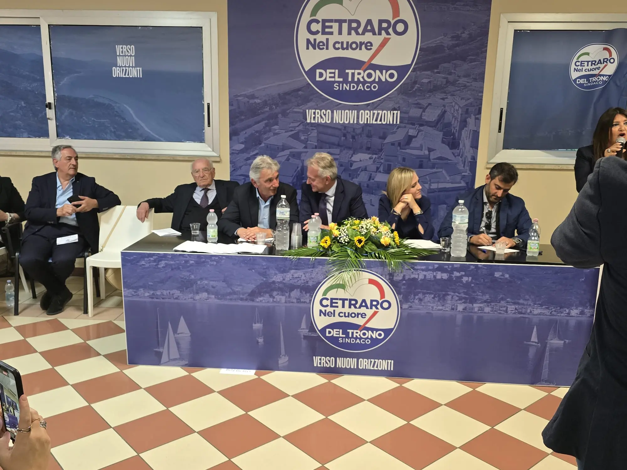 Cetraro, folla ed entusiasmo per la presentazione della lista “Cetraro nel cuore”